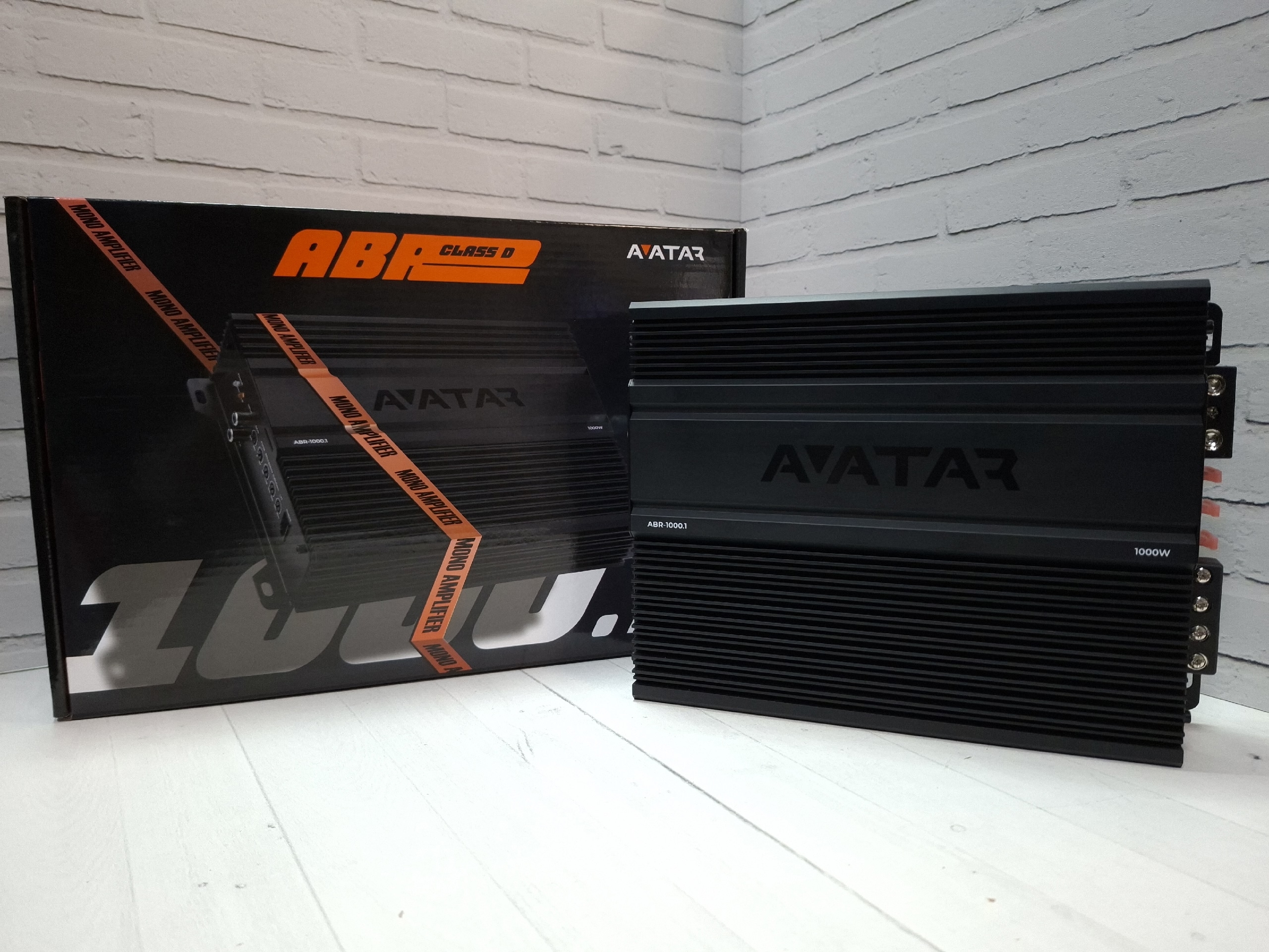 1-канальный усилитель Avatar ABR-1000.1