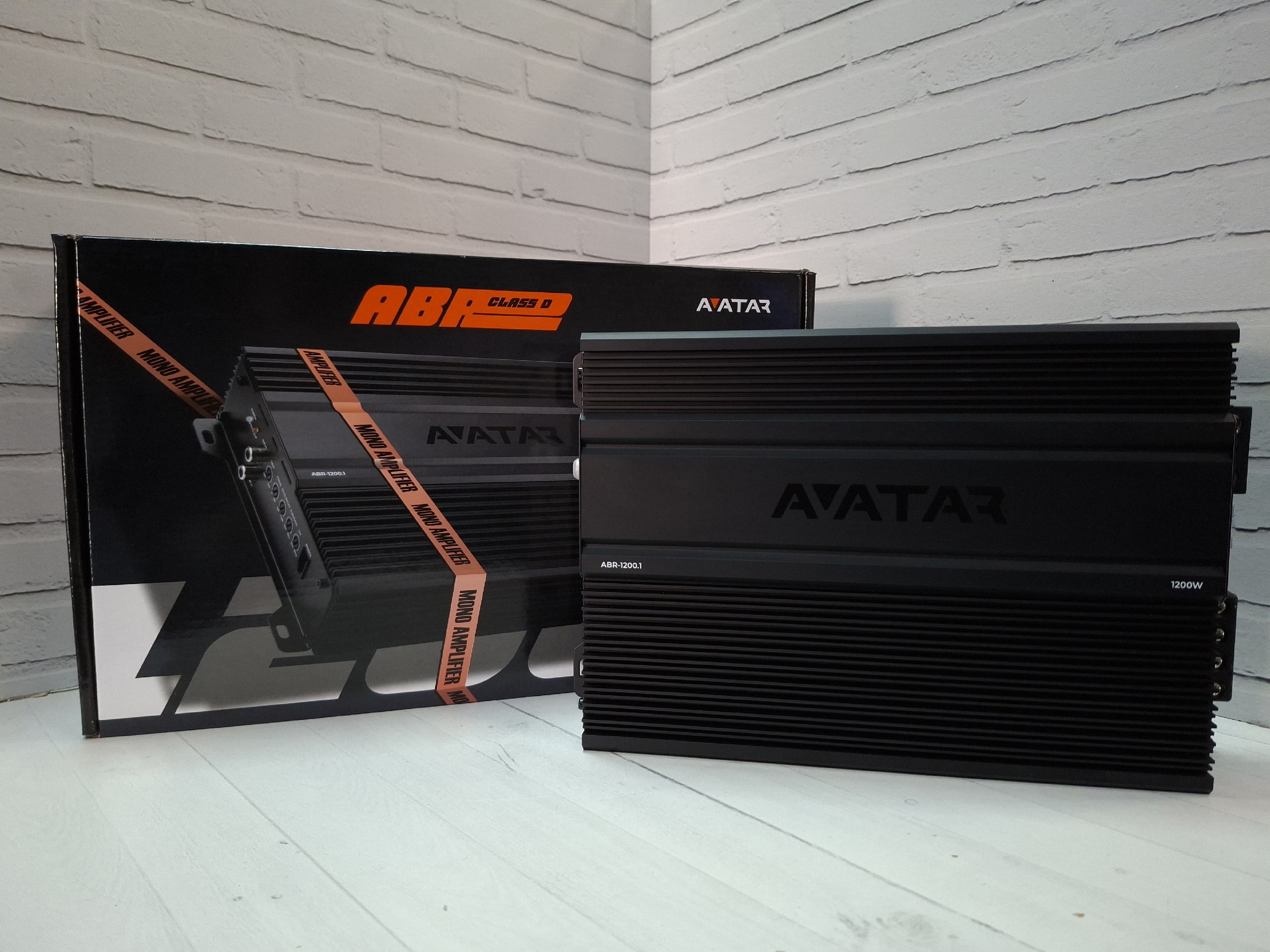 1-канальный усилитель Avatar ABR-1200.1