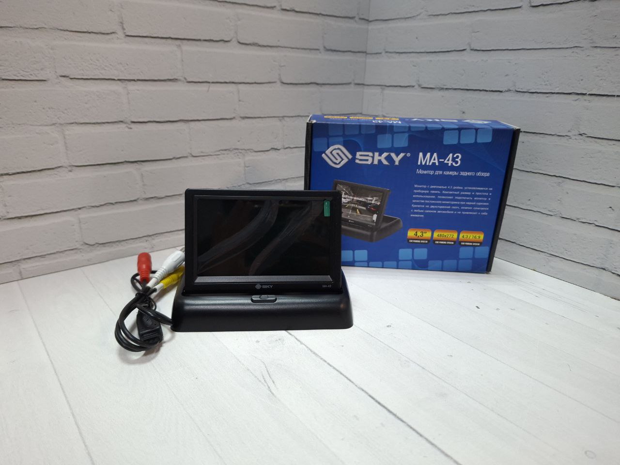 Монитор для камеры заднего вида SKY MA-43