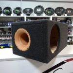 Короб под сабвуфер с трубой 12″